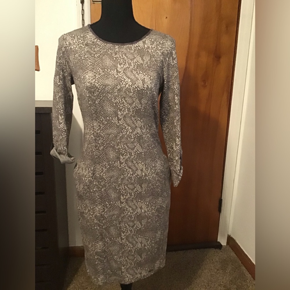 Beautiful snake glitter dress